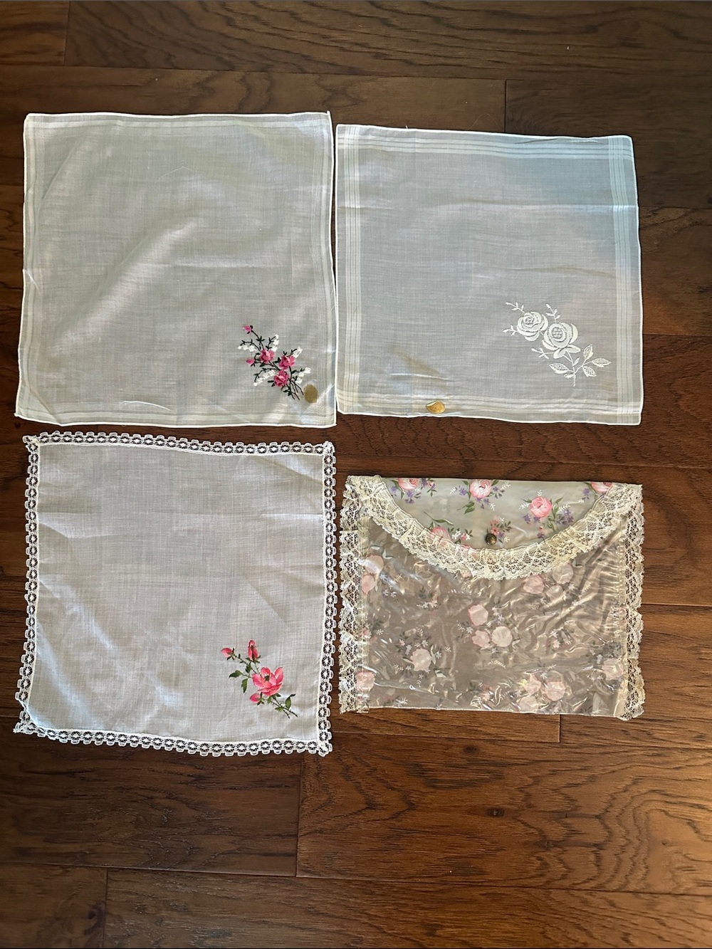 Vintage set of 3Decorative Lace-Trim Handkerchiefs with plastic envelope
